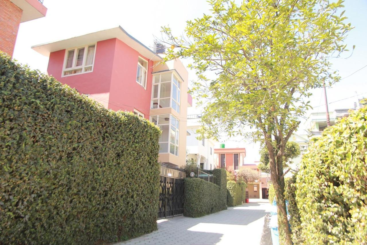 Ojas Wellness B&B Lalitpur Exteriör bild